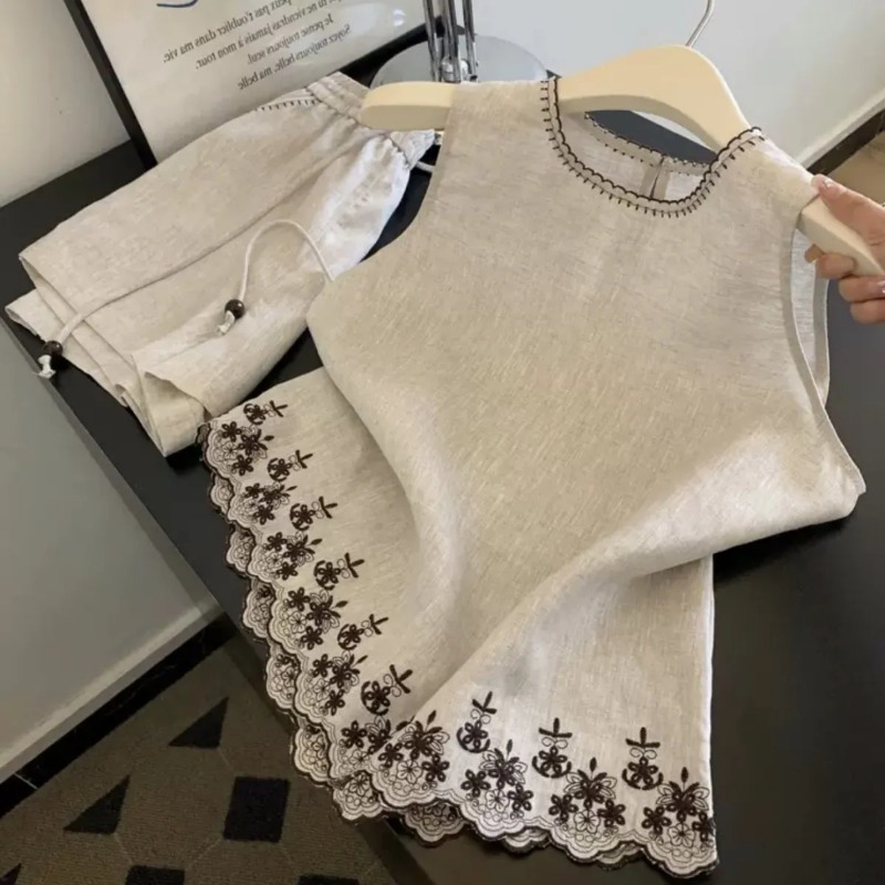 ชุดเซ็ตสองชิ้นสำหรับผู้หญิง เส - Embroidery Uniforms บทวิจารณ์และราคา