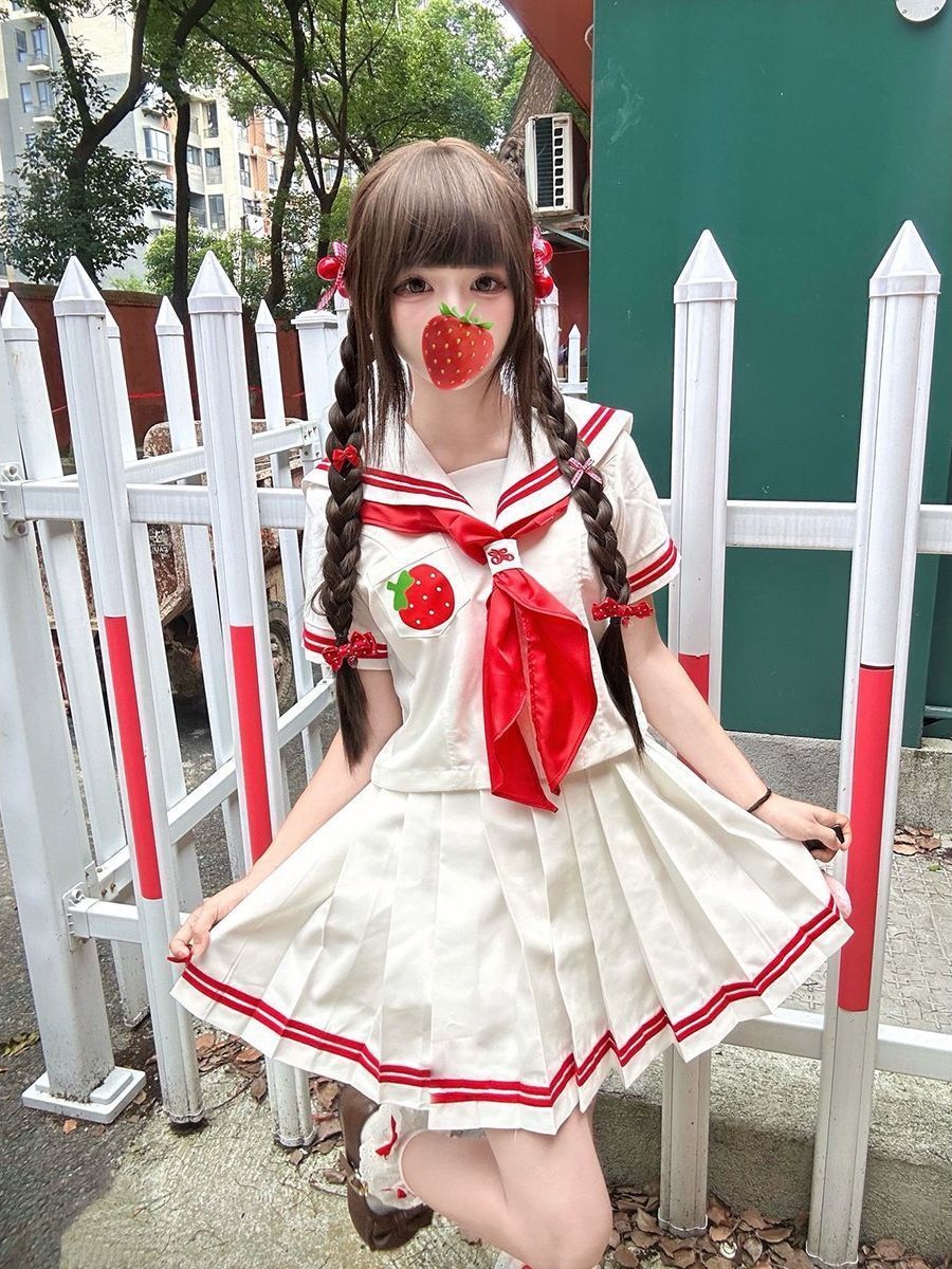 ชุดยูนิฟอร์มสไตล์ญี่ปุ่นลายปัก - Embroidery Uniforms บทวิจารณ์และราคา