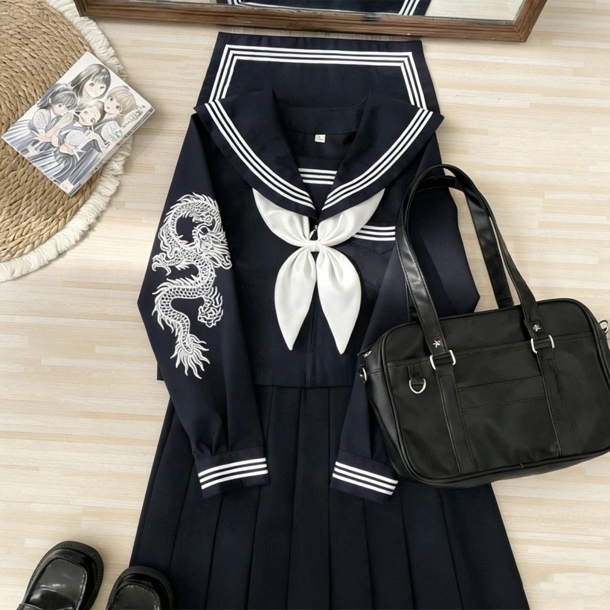 ชุดนักเรียนสไตล์ญี่ปุ่นแนวดาร์ - Embroidery Uniforms บทวิจารณ์และราคา
