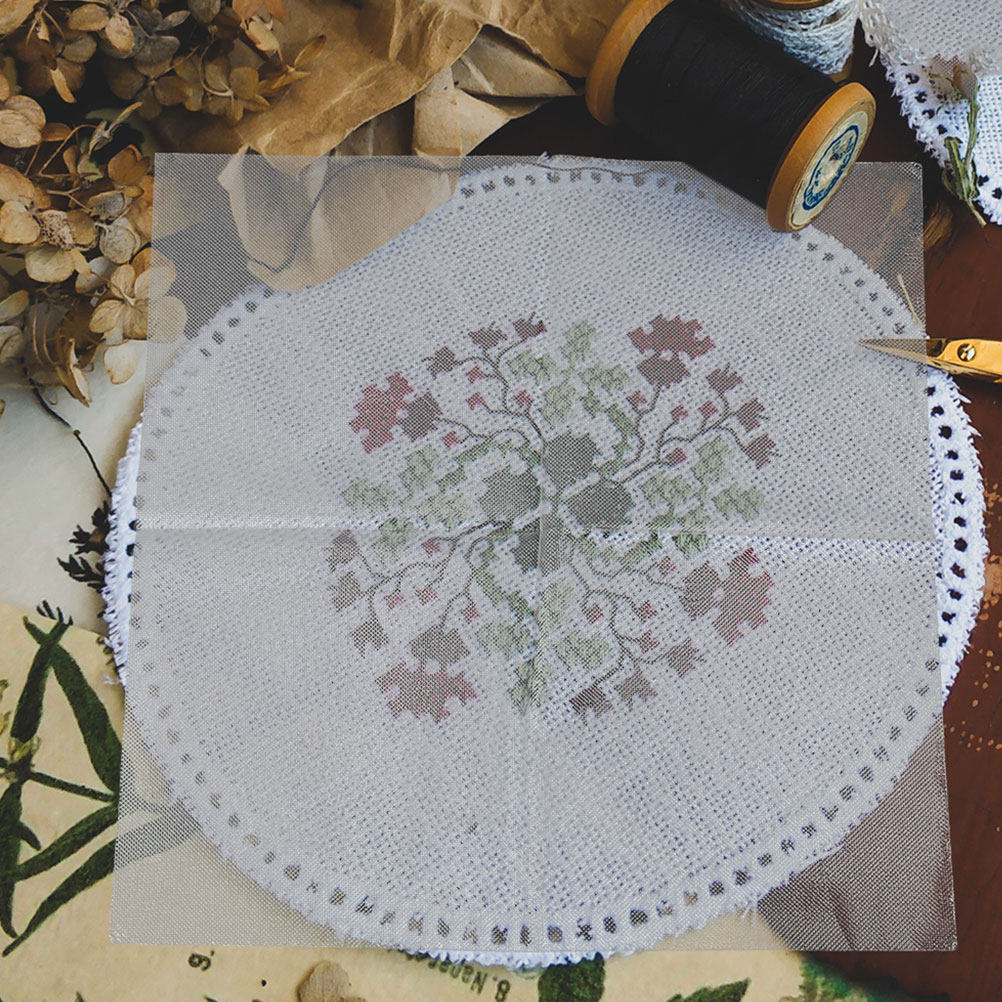 ชุดกระดาษถ่ายโอนลายปักแบบละลาย - Embroidery Paper บทวิจารณ์และราคา